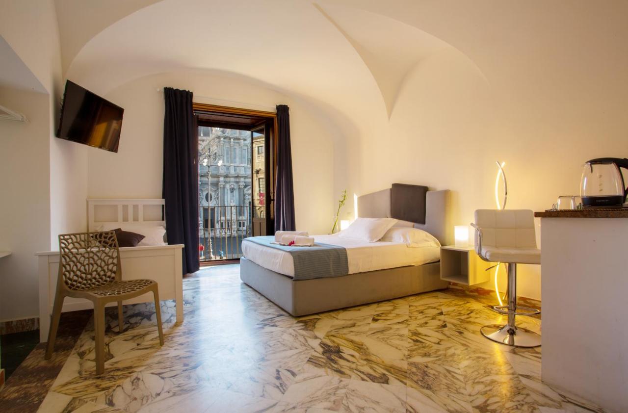 Le Suites Del Duomo House Catania Ngoại thất bức ảnh